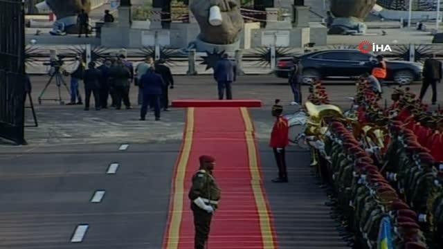 Cumhurbaşkanı Erdoğan, Kongo Demokratik Cumhuriyeti'nde resmi törenle karşılandı