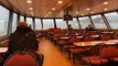 O momento em que uma onda gigante parte vidro de ferry em Hamburgo