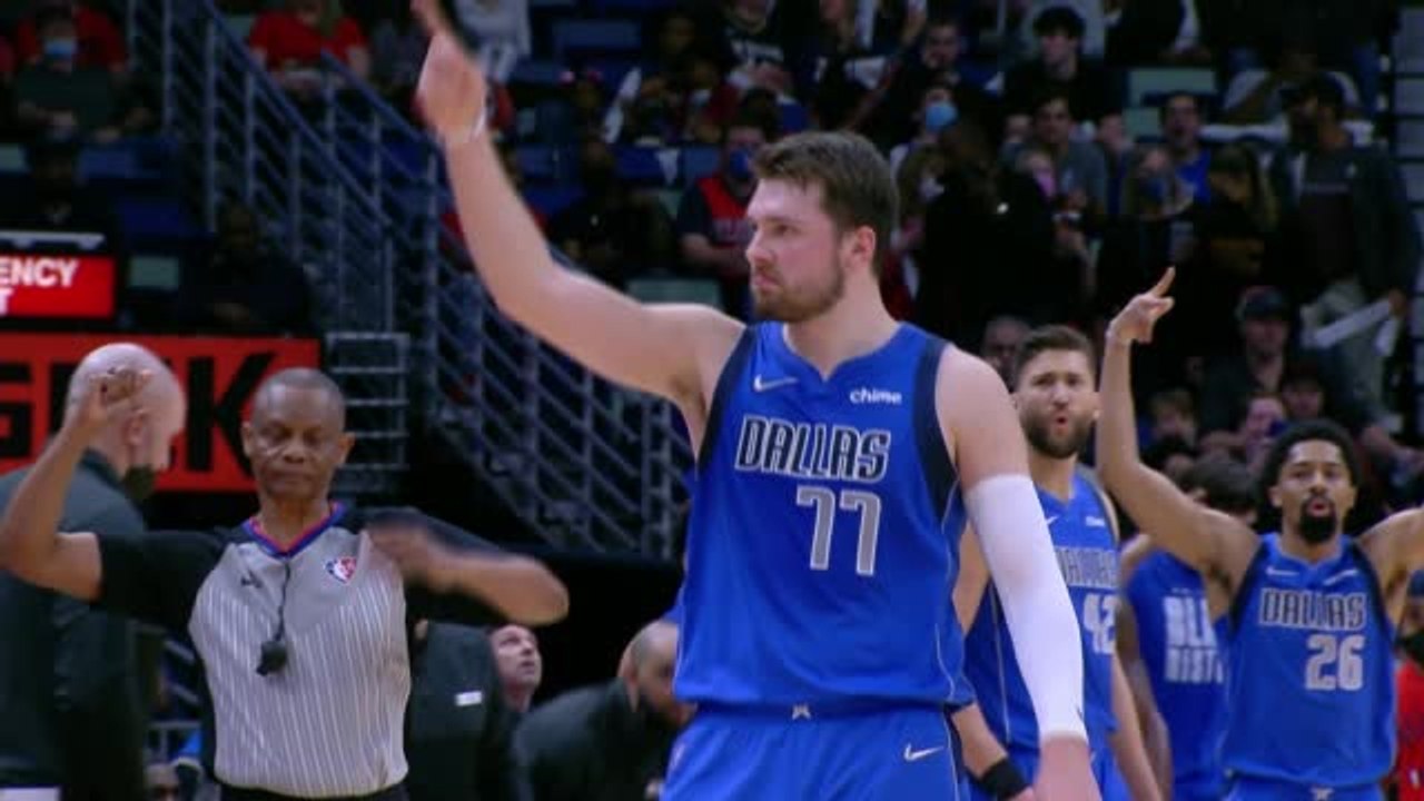 Doncic nails step-back three to beat the buzzer