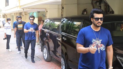 Bollywood Actor Arjun Kapoor अजीब तरह से लंगड़ा कर चले , Viral हुआ Video | FilmiBeat