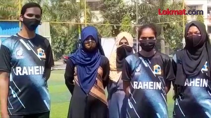 म्हणून हिंदू मुस्लिम तरुणींनी बुरखा घालून खेळला फुटबॉल
