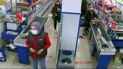 BİM'de dehşet anları: Kasiyeri tehdit edip kasadaki 525 lirayı gasp etti