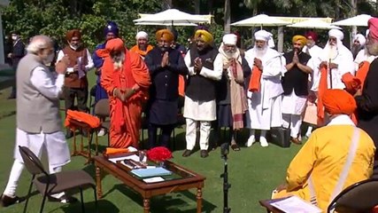 PM Modi hosts prominent Sikh personalities at his residence ahead of Punjab polls