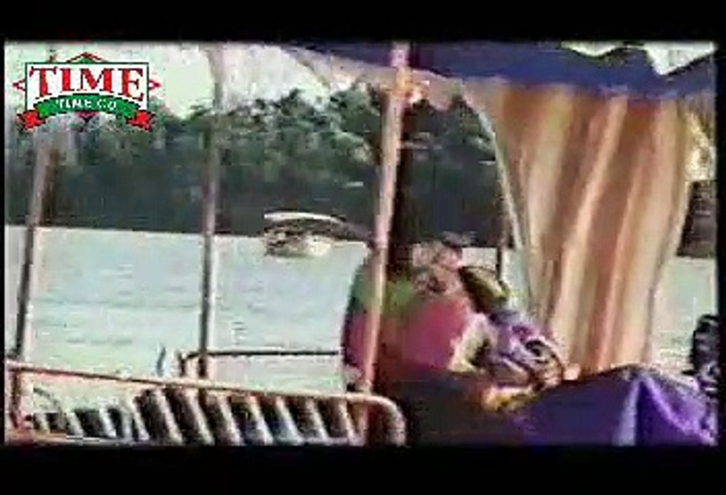 Bohat Jatatay ho ........Aadmi Khilona hai