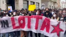 Livorno, manifestazione degli studenti: 