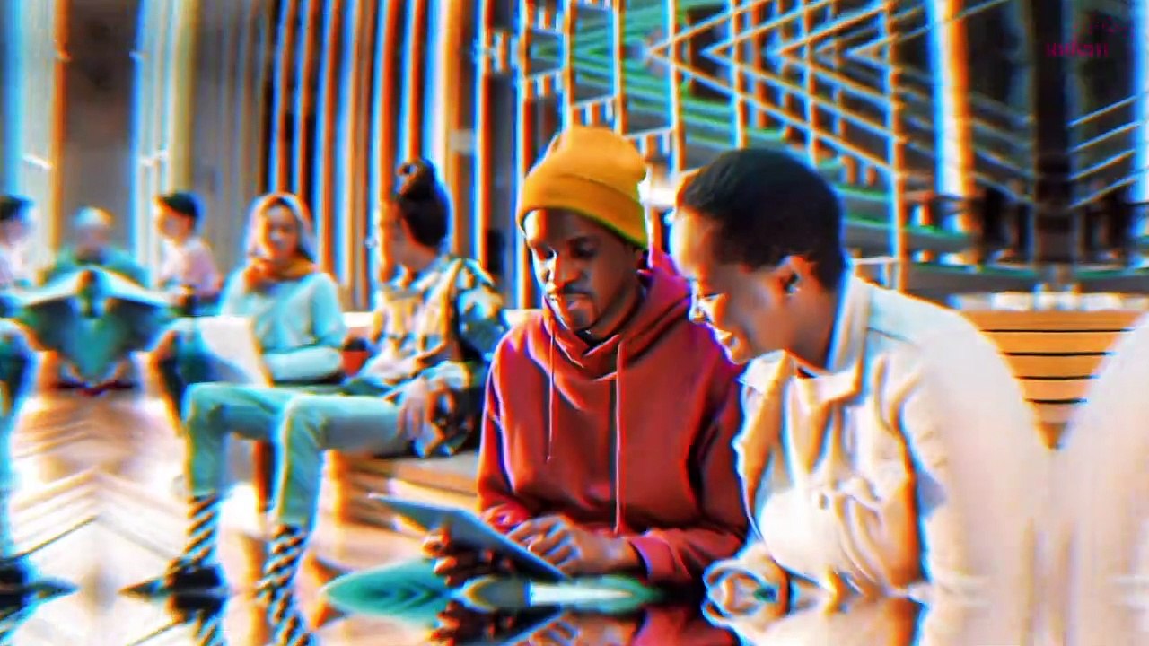 Des étudiantes créent une paille anti-GHB pour avoir "l'esprit tranquille"