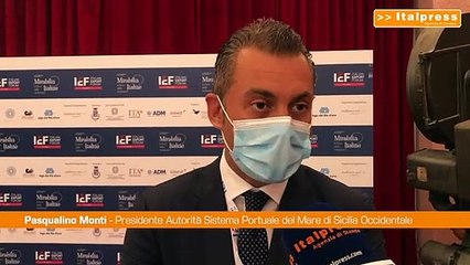 Porti, Monti: “Riqualificazione infrastrutture è fondamentale”