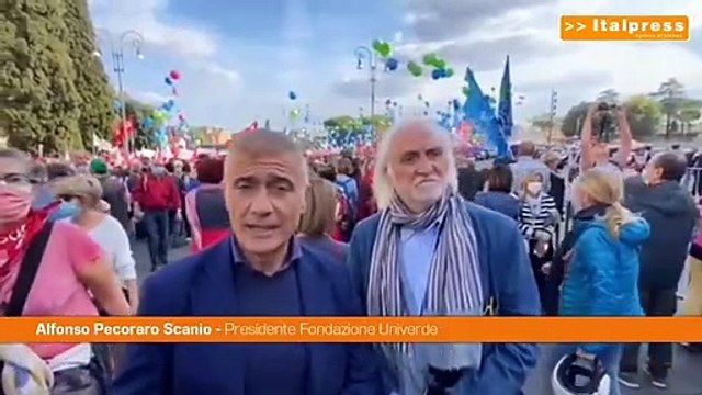 Manifestazione antifascista, Pecoraro Scanio: Dovere esserci