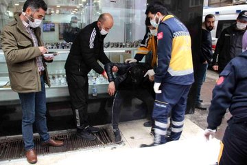 Manisa'da gençlerin kavgasında kan aktı