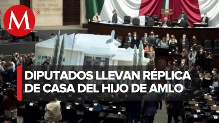 Diputados llevan 'casa gris' a San Lázaro