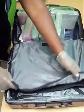 Detienen belga con 14 paquetes presumiblemente de cocaína en Punta Cana