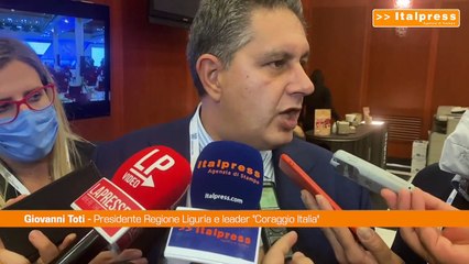 Toti: "Va fatta riflessione nel centrodestra"