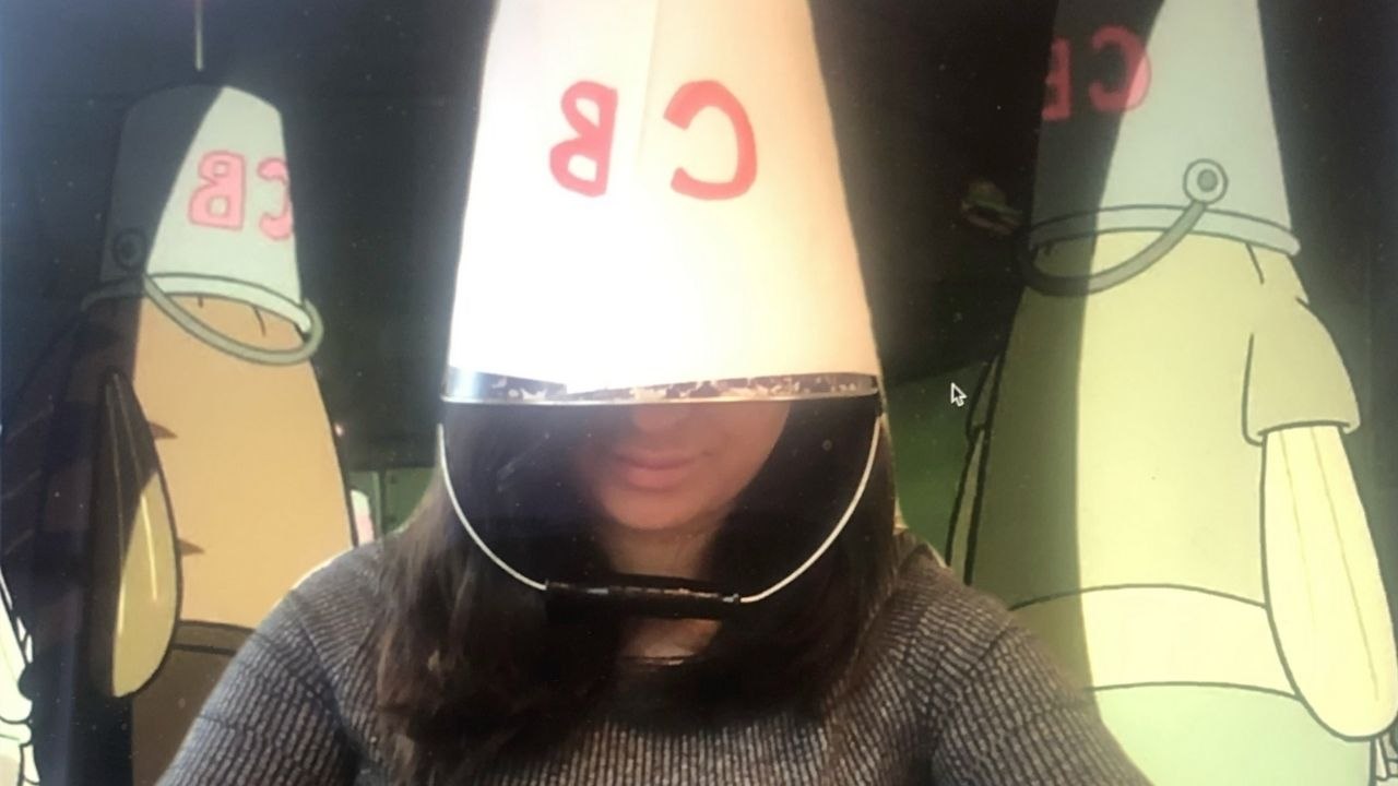 Teacher Wears Fun Costumes For Class Online Learning | Happily TV