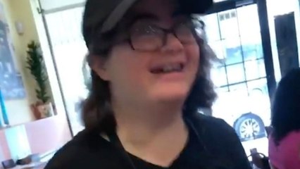 Mystery Diner Leaves $112 Tip For Disabled Waitresses | Happily TV