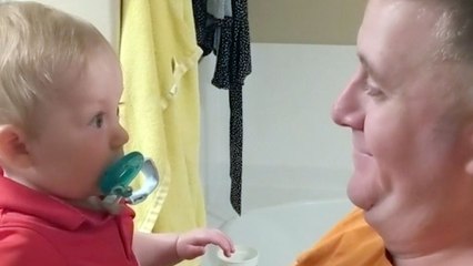 Baby Sees Dad Without Beard For First Time | Happily TV