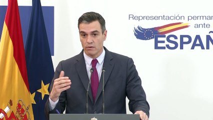 Sánchez insta al PP a resolver su guerra "con total transparencia" y sin implicar a Moncloa