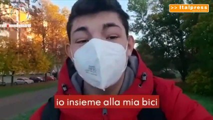 Rissa per un panino in una scuola di Carpi