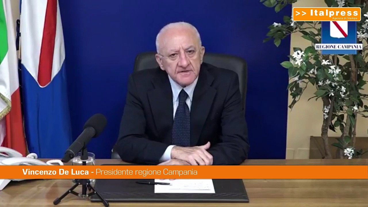 Vaccino, De Luca "Possiamo fare la terza dose a tutti"