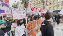 Scuola, studenti in piazza a Napoli: 