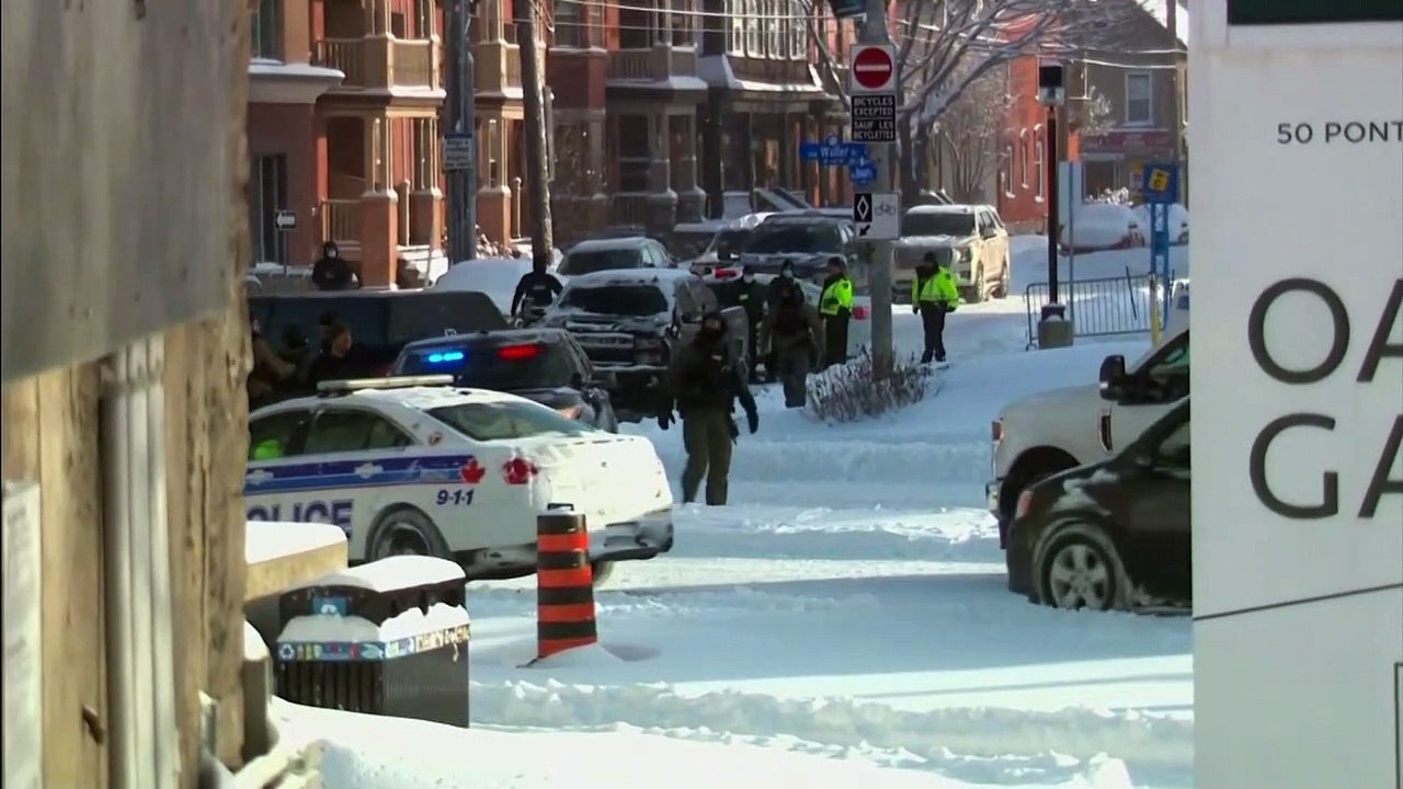 Nach wochenlangem 'Freedom'-Protest: Polizei räumt Trucker-Blockade in Ottawa
