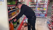 Karabük'te aç kalan tilki şehir merkezinde markete girdi