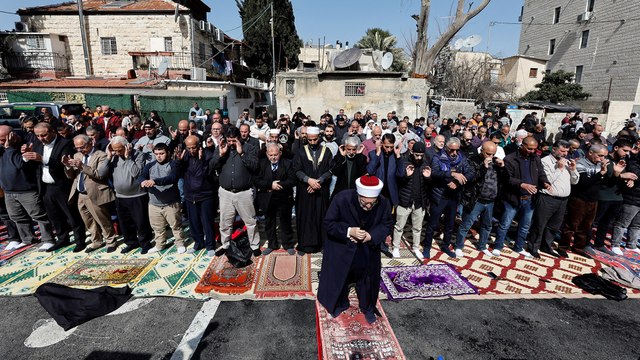 تضامن واسع مع العائلات المهددة بالإخلاء في حي الشيخ جراح