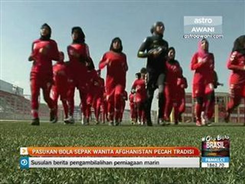 Pasukan bola sepak wanita Afghanistan pecah tradisi