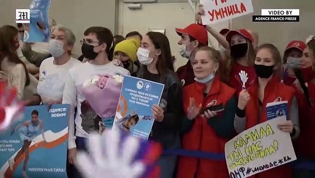 Beijing 2022: Fans greeting figure skater Kamila Valieva at Moscow airport