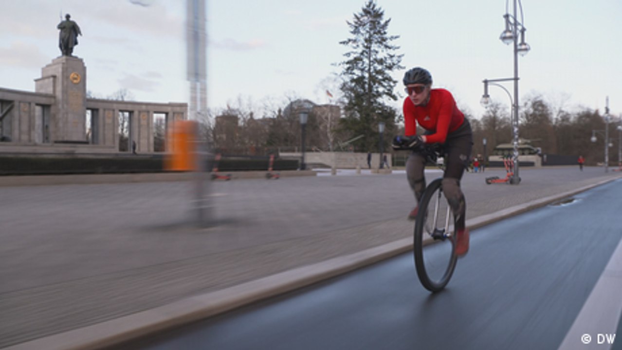 Rasend schnell auf dem Einrad: Jana Tenambergen