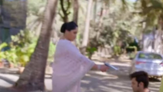 Sasural Simar Ka Season 2 Episode 272: Geetanjali Devi shoots Gagan in front of Simar | FilmiBeat