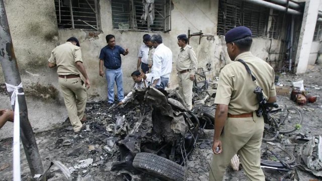 Ahmedabad Serial blasts of 2008 reveals Delhi connection!