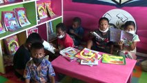 Program Si-Ipar Binmas Noken Polri Beri Senyum Pada Anak-Anak Di Distrik Skanto
