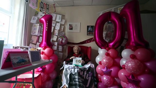 Widow receives hundreds of cards from strangers to celebrate 101st birthday