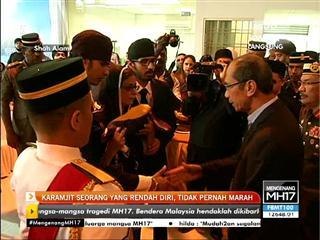 Karamjit seorang yang rendah diri, tidak pernah marah