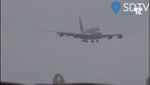 Tempête Eunice: cet avion lutte contre des vents violents au-dessus de l’aéroport de Londres Heathrow