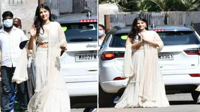 Shibani Dandekar और Farhan Akhtar की शादी में Rhea Chakraborty ने ऐसे जमाया रंग | FilmiBeat