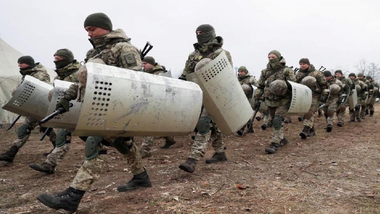 Will Russia-Ukraine crisis escalate into war? Watch report