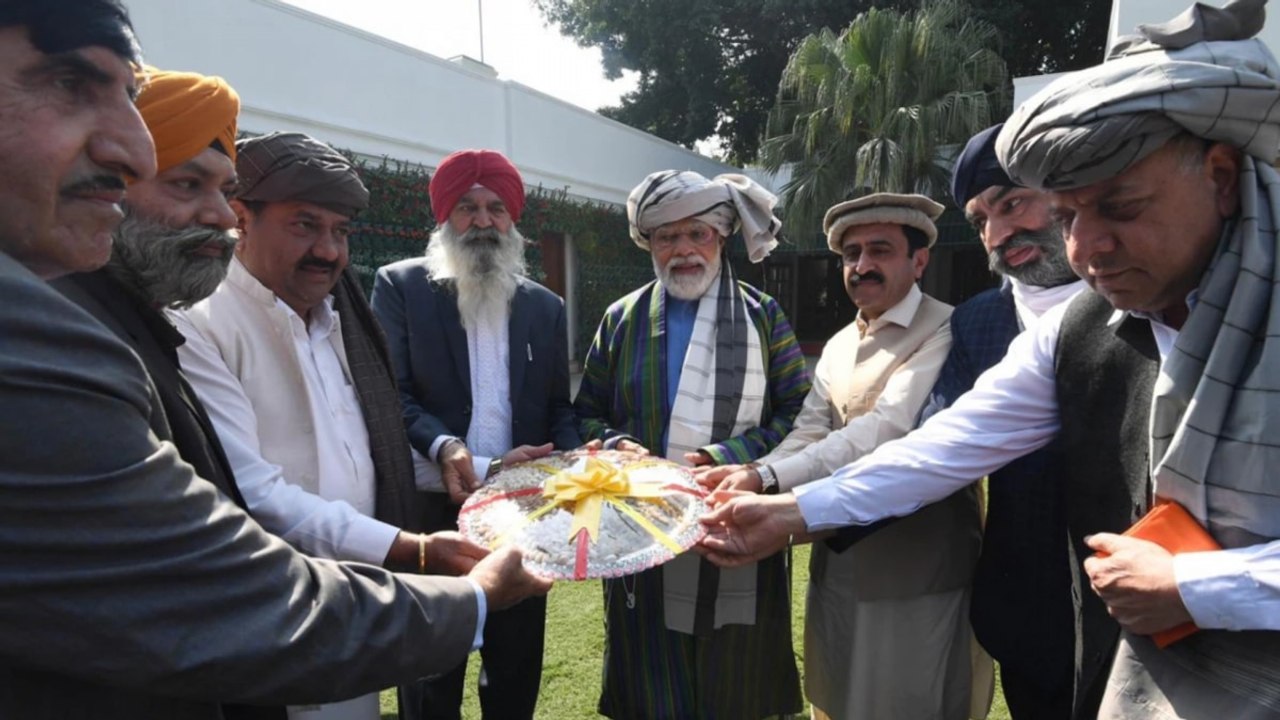 Punjab Polls: PM Modi meets Afghan Hindu-Sikh delegation