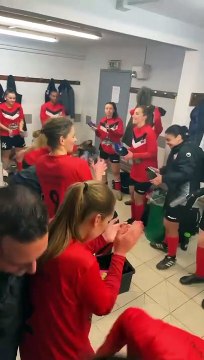 LA JOIE DANS LE VESTIAIRE POUR LA 3EME VICTOIRE DE NOS SENIORS FEMININES (R1F)