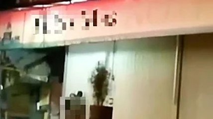 Padah lakukan seks di luar kedai, lelaki ‘120 tahun’ ditahan polis