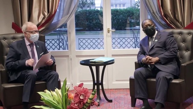 Le président Ouattara échange avec le président de la Banque Européenne d'Investissement