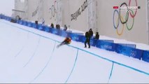 Un skieur percute un cameraman - JO 2022