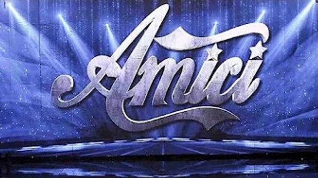 Anticipazioni Amici domenica 20 febbraio 2022: Carola al Serale, ospiti Michele Bravi e Elodie, Raim