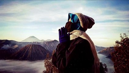 خلفية فيديو فتاة منقبة للمونتاج بدون حقوق