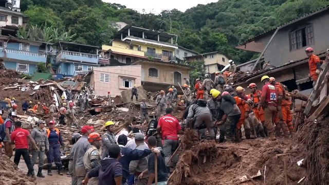 ارتفاع حصيلة قتلى الفيضانات في البرازيل إلى 138 وعمليات البحث تتواصل