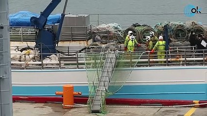 Los tres supervivientes del ‘Villa de Pitanxo’ llegan por fin a tierra en Terranova tras su rescate