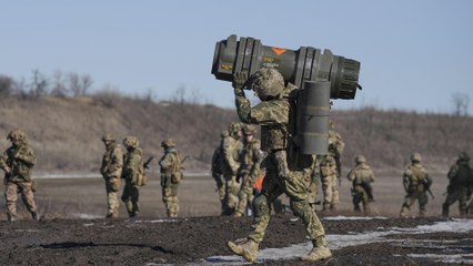 أزمة روسيا وأوكرانيا إلى مزيد من التعقيد.. لكن فرص السلام قائمة