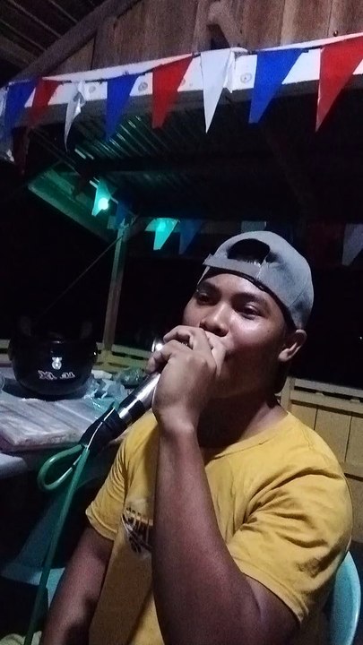 Singing @Viewdeck