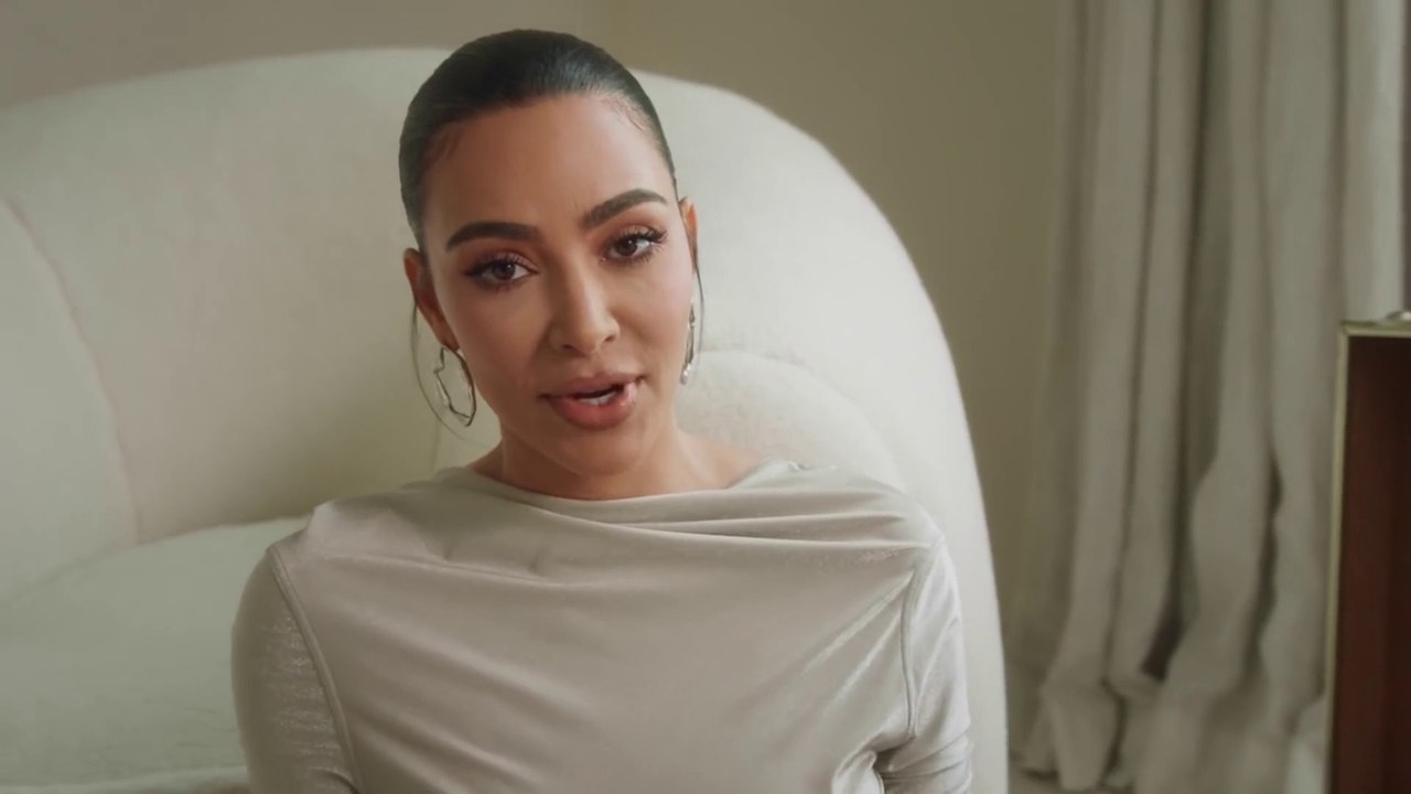 Inside Kim Kardashian's Home Filled With Wonderful Objects - 2022