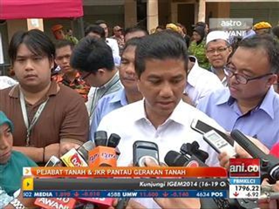 Pejabat Tanah & JKR pantau gerakan tanah